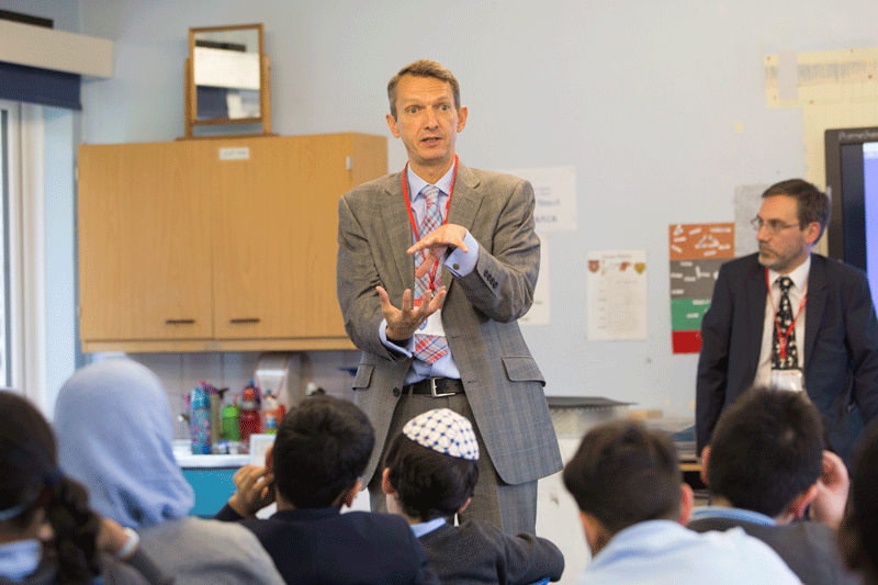 Andy Haldane giving a presentation